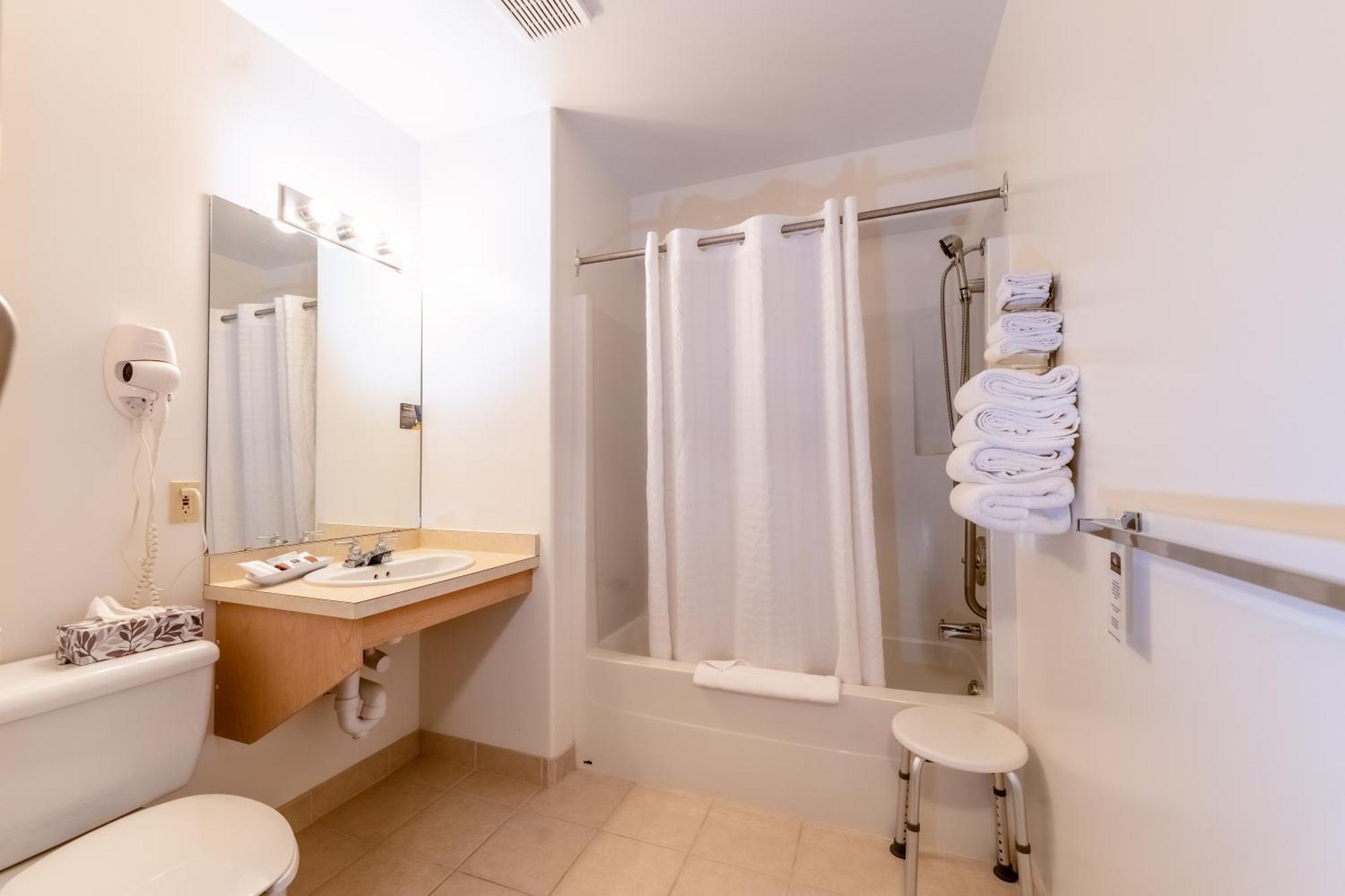 Pilgrim Inn Caronport エクステリア 写真