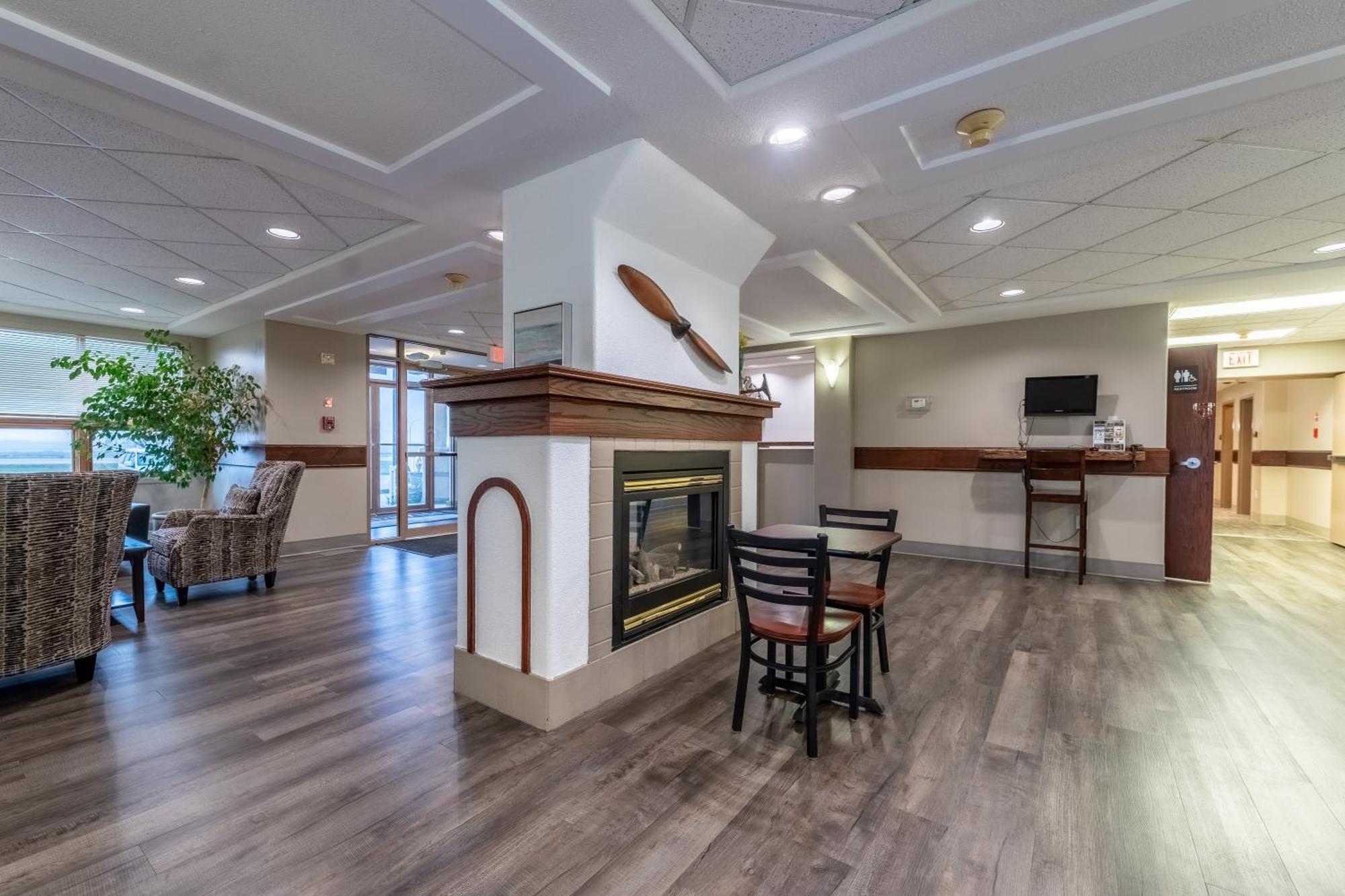 Pilgrim Inn Caronport エクステリア 写真